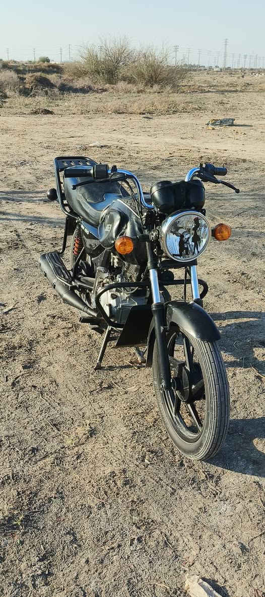 السلام عليكم بوكسر للبيع 22 بدون اوراق السعر 850وبيها مجال قليل ***********
