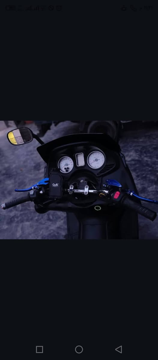 سلام عليكم دراجه تي ماكس 2008 للبيع يولد الدراجه كلشي بيهه شغال صعدت عدي الحماوه وطفت بعد ما شتغلت الدراجه نضيفهه وكلشي بيهه شغال بس المحرك ماعرف شبي  بالمختصر ابيعلك كوم حديد اورق منفيس ومكاتبه رايدهه بمليون و300 وبيهه مجال ما متواجد خاص
هذه رقمي 
***********
