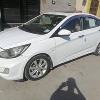 هونداي أكسنت موديل 2011   خليجي محرك 1600دوش قطرتين فتحت سقف  أشاير مر...