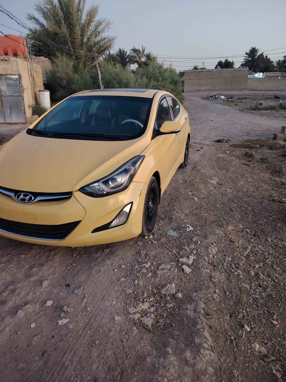 سلام عليكم النترا 15 خليجيه المكان واسط رقم انجليزي***********
