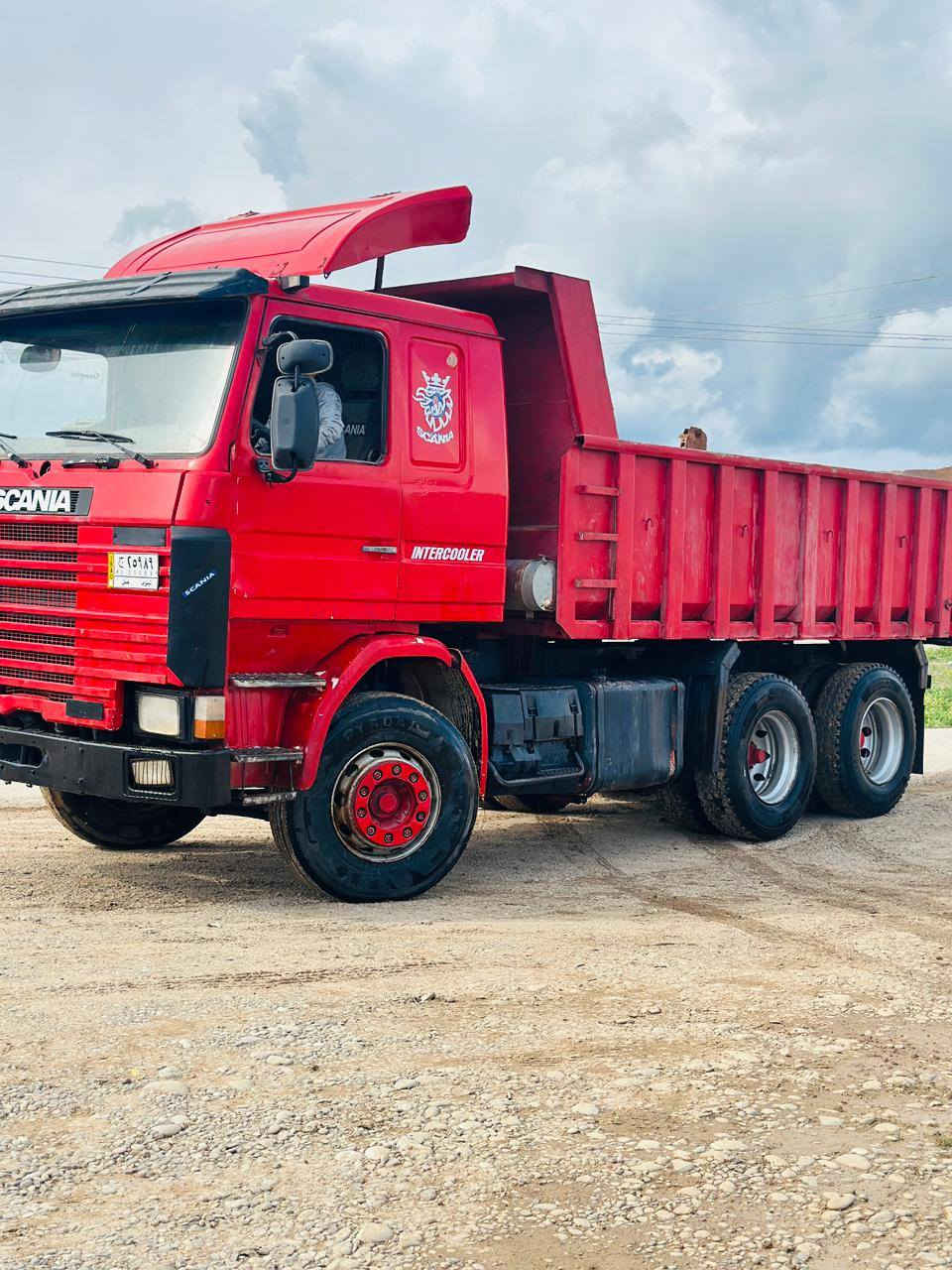 السلام عليكم سكانيه للبيع 113 رقم نينوى سنكل عضله محرك لا صرف ولا نفخ شاصي طويل بلادي باتري جديد تاير جديد خاص ماجاوب   وتدلل ع الرقم ***********
