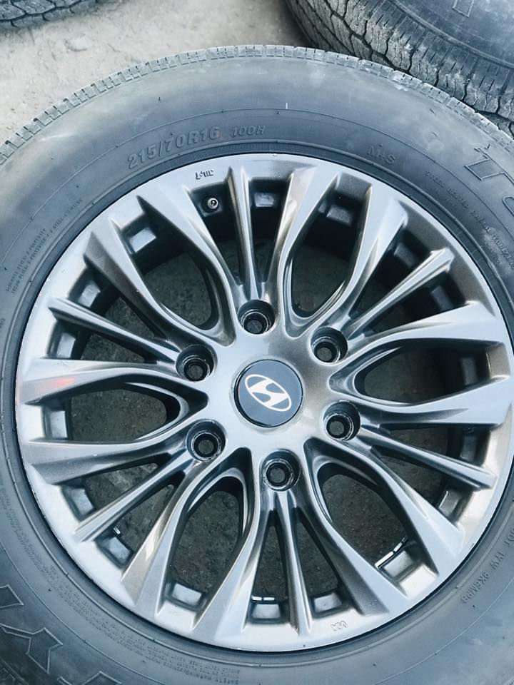 للبيع ويل كروم نضيف اصلي ابو الختم وبيهن تايرات نضيفات سعر ٣٥٠     لايت مسكر نضيف سعر ٦٠ وبيه مجال مسجل 16هوً ولوجه مالته ٥٠ شباج 16 35  مكان سماوه 

‭٠٧٨٢ ٩٧٣ ٨٩٣٥‬
