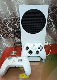 اكس بوكس سيريس اس • نظيف ما مفتوح • يد إضافية