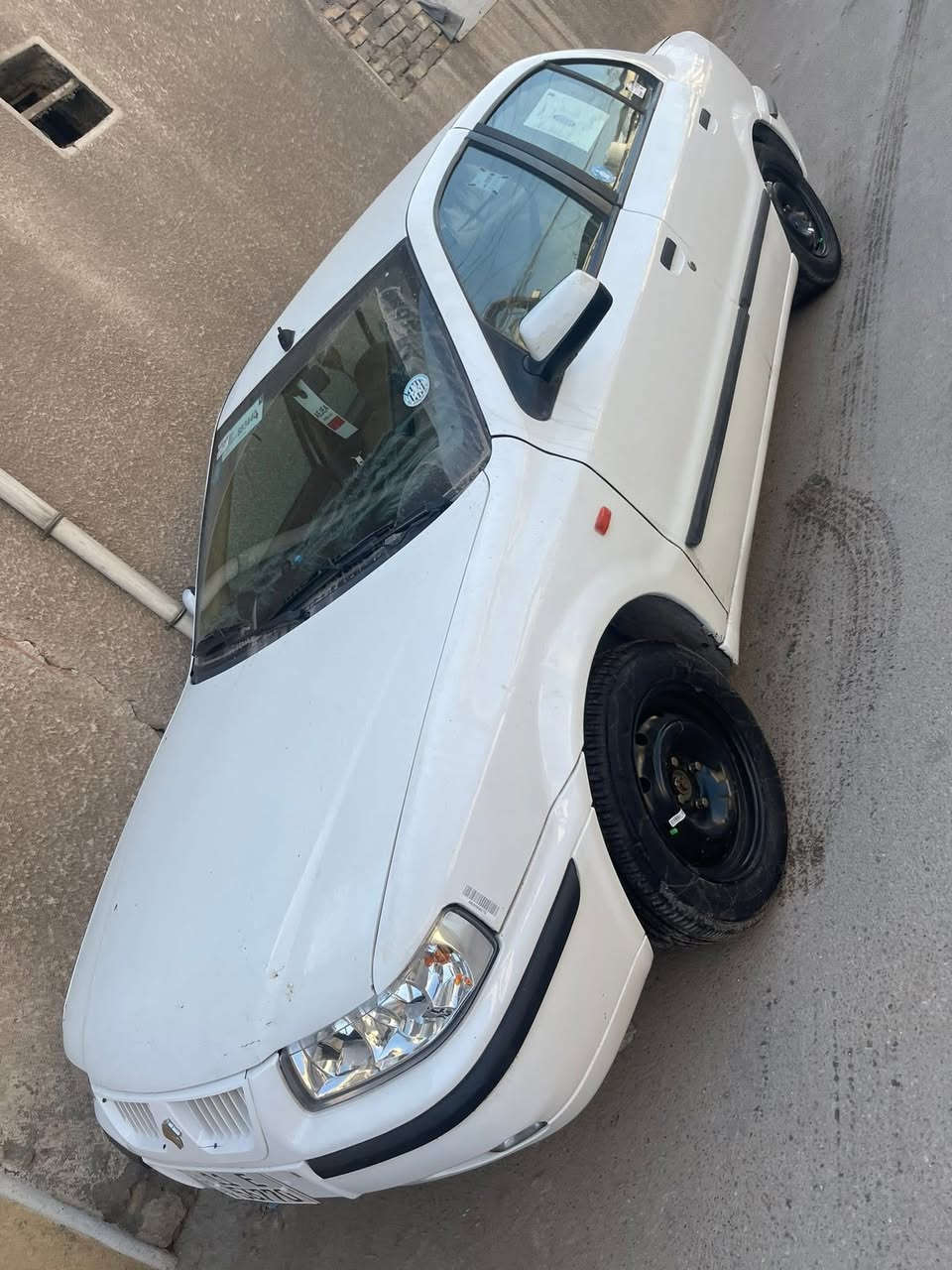 السلام عليكم سمند موديل2013
كير مكينة خير من الله

تبريد ثلجج 

تخم تاير جديد

سياره خير من الله جاهزه ومابيها نقص كبل بوجهك للشارع

السياره مكفوله من الضربه عدا الجاملغ الأيسر الخلفي بي كد شبر معدل على البارد نصبت السياره تخبل جمبازيه فول

تحويل ثاني يوم شراي اتصل وتأمر أمر

*********** 

مكاني بغداد المشتل شارع الكوسترات 

السعر ٥٤ وبيها مجال للشراي
