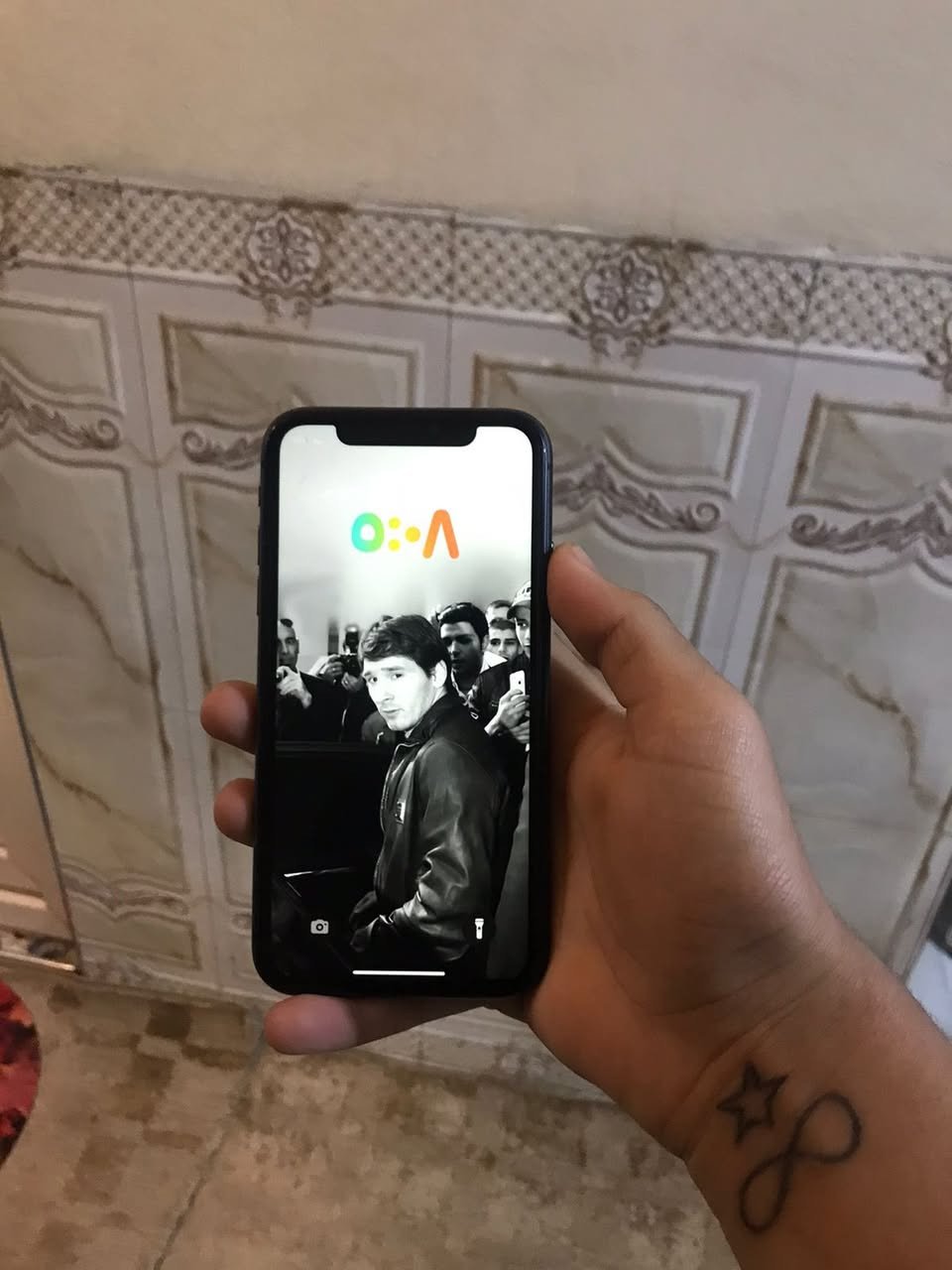 سلام عليكم ايفون 11عادي نضيف كلشي مامبدل بي جهاز بلادي كلشي شغال بي بطاريه 80مراوس بدراجه كير أو وتماتيك 
رقمي***********
