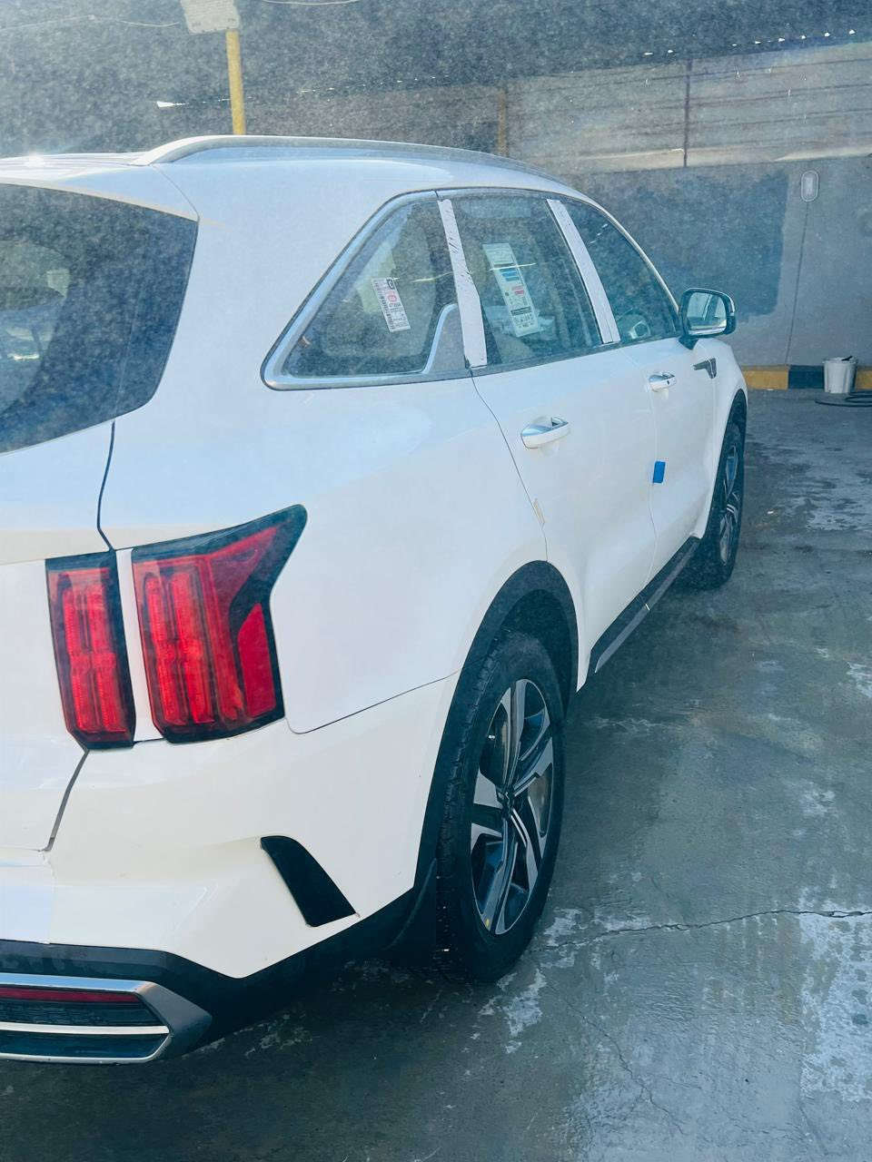 السلام عليكم 

ماشيه 88000 

سورنتو 2023

محرك 6 سلندر 

كير ماوس

حساسات

كراسي كهرباء 

جنطة كهرباء 

بصمة وتشغيل عن بعد

انارة ليزرية داخلية متغيرة الالوان 

اللايت عالي ناصي زنون 

لد نهاري ليزري امامي 

بك لايت ليزري LED

هندبريك دكمة 

اوتو هولد 

درايف مود

مانع انزلاق

مساعد منحدرات

شحن وايرليس بلوتوث 

تحكمات ستيرن فول 

حساسات امامي خلفي 

تبريد 3 قطع 

 

السعر 285 وبيها مجال بسيط

  

***********

مكانها بغداد
