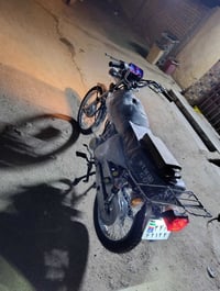 للبيع دراجه نامه شبه اصلي  لون مميز  دراجه زيرو بعده عله السحك 0785353...