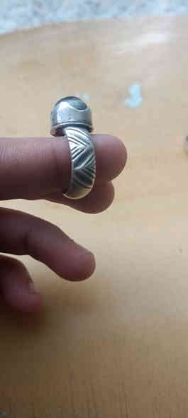 السلام عليكم 
محابس للبيع 
عقيق يماني قديم
يماني مرصود قديم
جزع حبشي قديم
جزع بقري قديم 
المكان بصره الاستفسار ‏‪0781 539 5762‬‏
