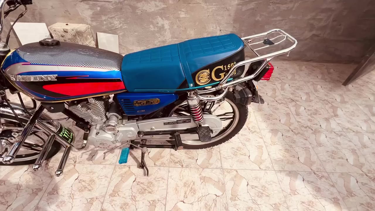 السلام عليكم ايراني سيڤان موديل 22محرك ممفتوح دراجه نضافته100/100 السعر 650 العنوان قضاء الخالديه***********
