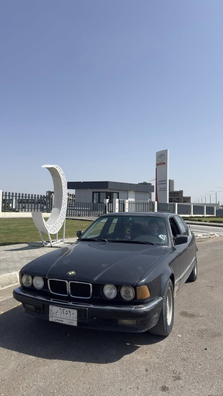 للبيع
73-0v8-اصل 
موديل 1993
سلايت طكتين 
دبل اريرباك 
دبل جكمجه 
تبريد شغال 
صدر جديد 
كهربيات كله شغاله 
سياره بدون صبغ بلاديه فقط قماره جارده 
***********
