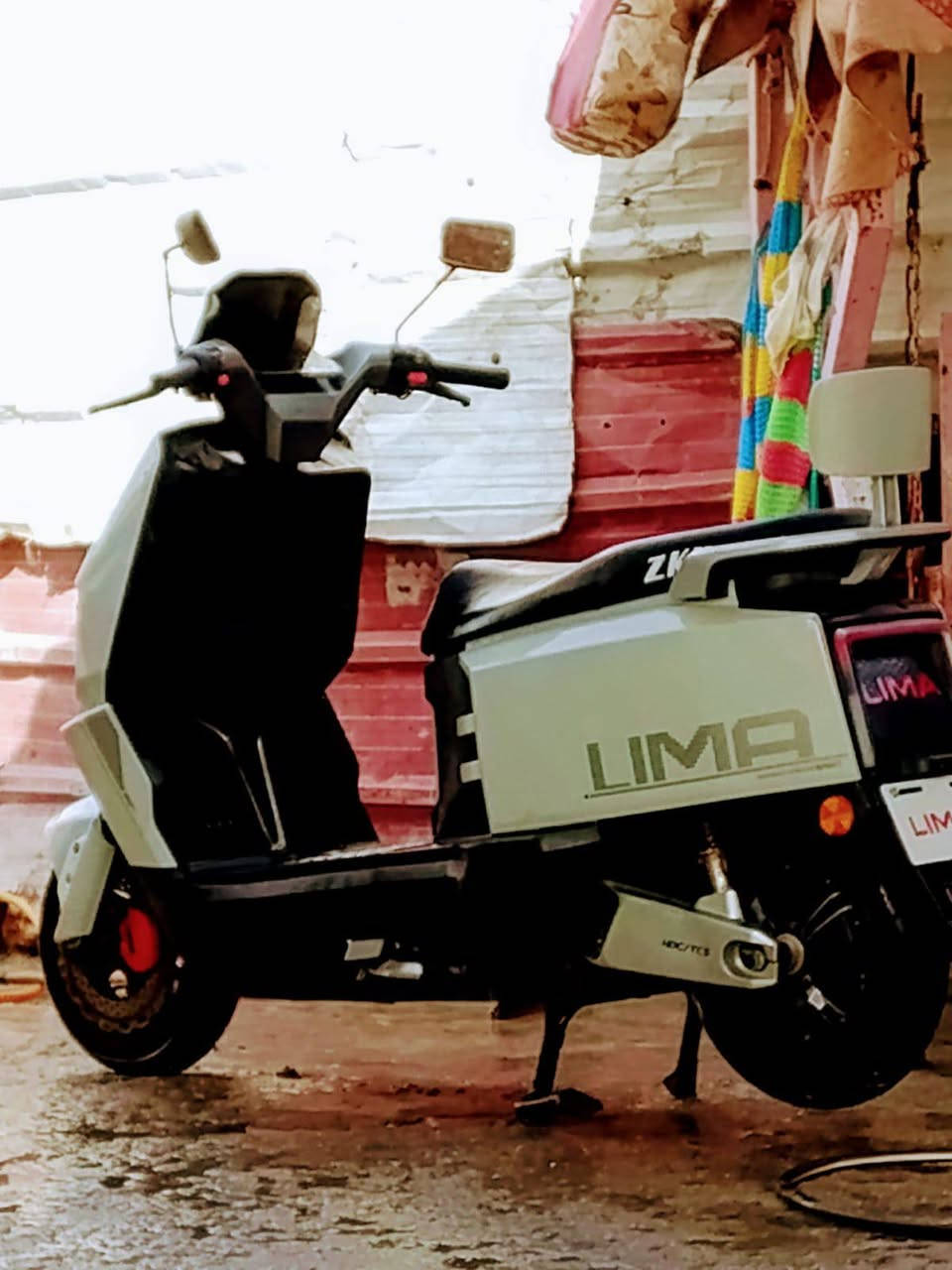 البيع دراجه شحن تيسله مديل 2025
***********
البصره شط العرب الكباسي 
850وبيها مجال
