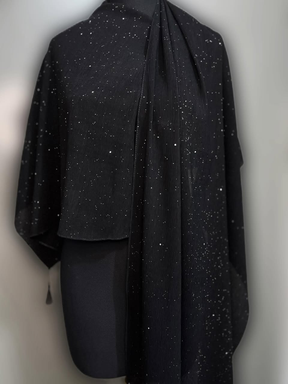 شال صيفي 
قماش ريب بريق الليل ✨🖤
لون اسود 

توصيل جميع محافظات العراق ٣ 

#كربلاء #بغداد_العراق #شالات_تخرج #شالات_نسائي #اكسبلور


**إذا كنت صاحب هذا الإعلان وتريد حذفه لأي سبب، رجاءا أرسل رسالة إلى الدعم الفني**