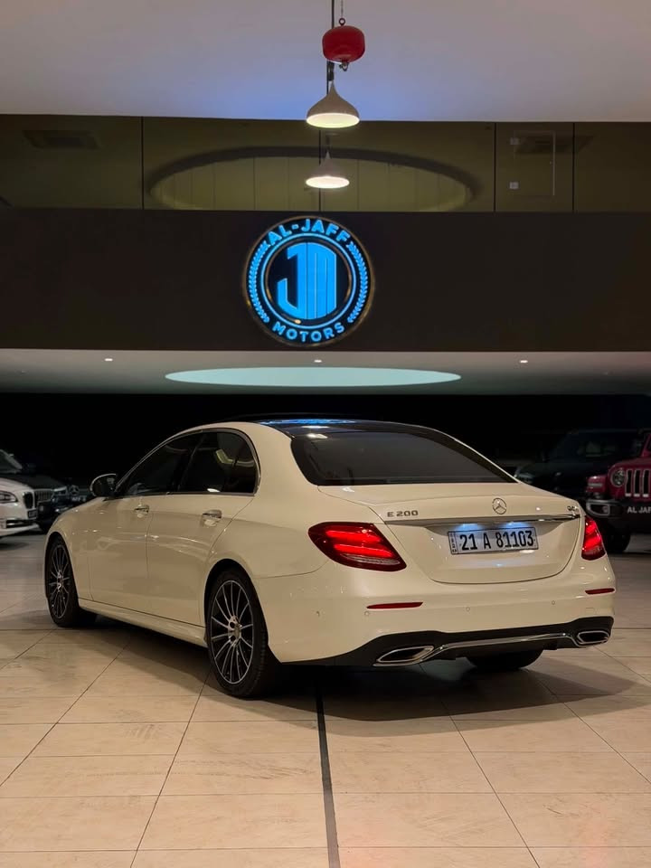 السلام عليكم 
سعر جدا مناسب 🔥🔥
للبيع فقط
مرسيدس E200 AMG خليجي  وكاله BCM
موديل 2019 ماشيه 120 الف كيلو ضمان دولي بصمتين
🚨فول الفول
ابواب سحب وبردات وبانوراما وكامرات 360 درجة ورادارات وكشنات جلد تدفئه وكهرباء وخزن و وبصمات وصندوك كهرباء ولدات داخليه وبعد كلش هوايه مواصفات )
🚨السياره مكفوله بدون صبغ او تبديل او شخوط عدا مكانين صغار pdr وگير ومكينه بدون فتح او خلل

السعر :295 $ ورقة
العنوان :السليمانية المعارض الجديدة معرض (الجاف)
للأستفسار:***********
