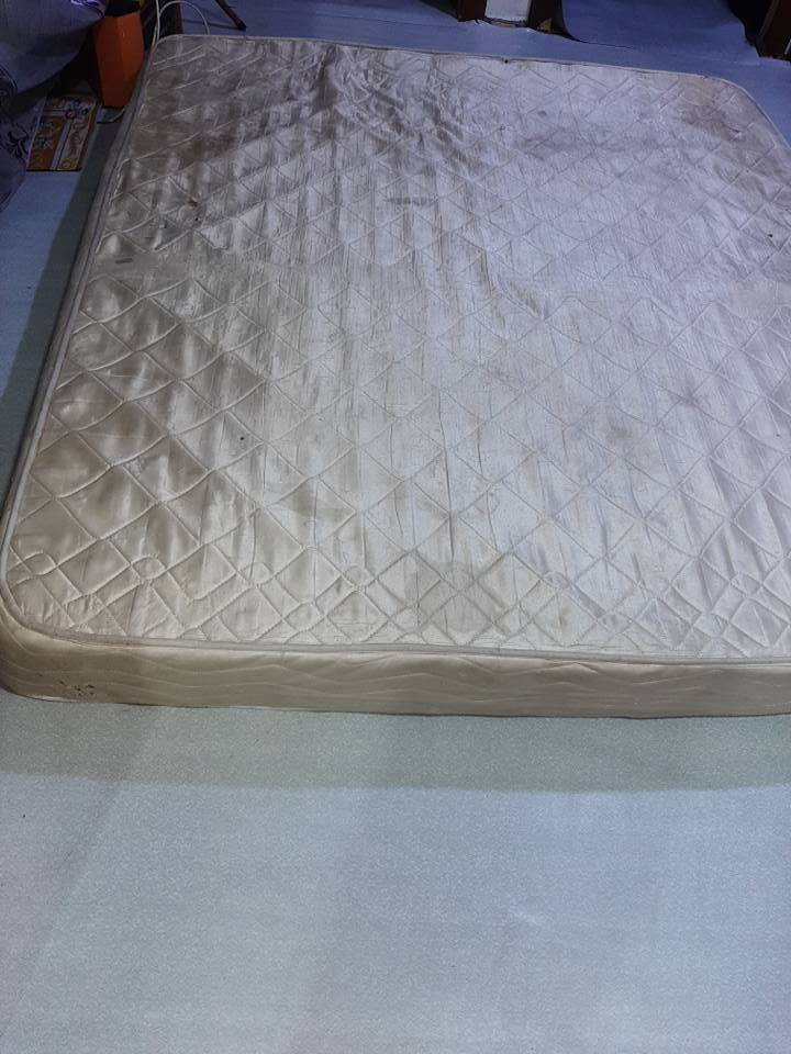 مندر ضقط عالي الطول مترتين العراض متر و 80
مندر جربايه تركي السعر 40 الف
*********** البصرة, العراق
