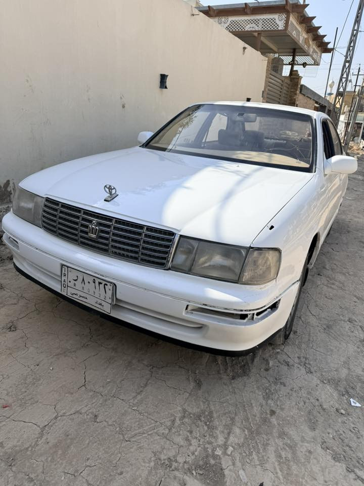 بطه للبيع موديل ٩٢بسمي  السيارة عايزه غراض داخل لاتصال ***********
