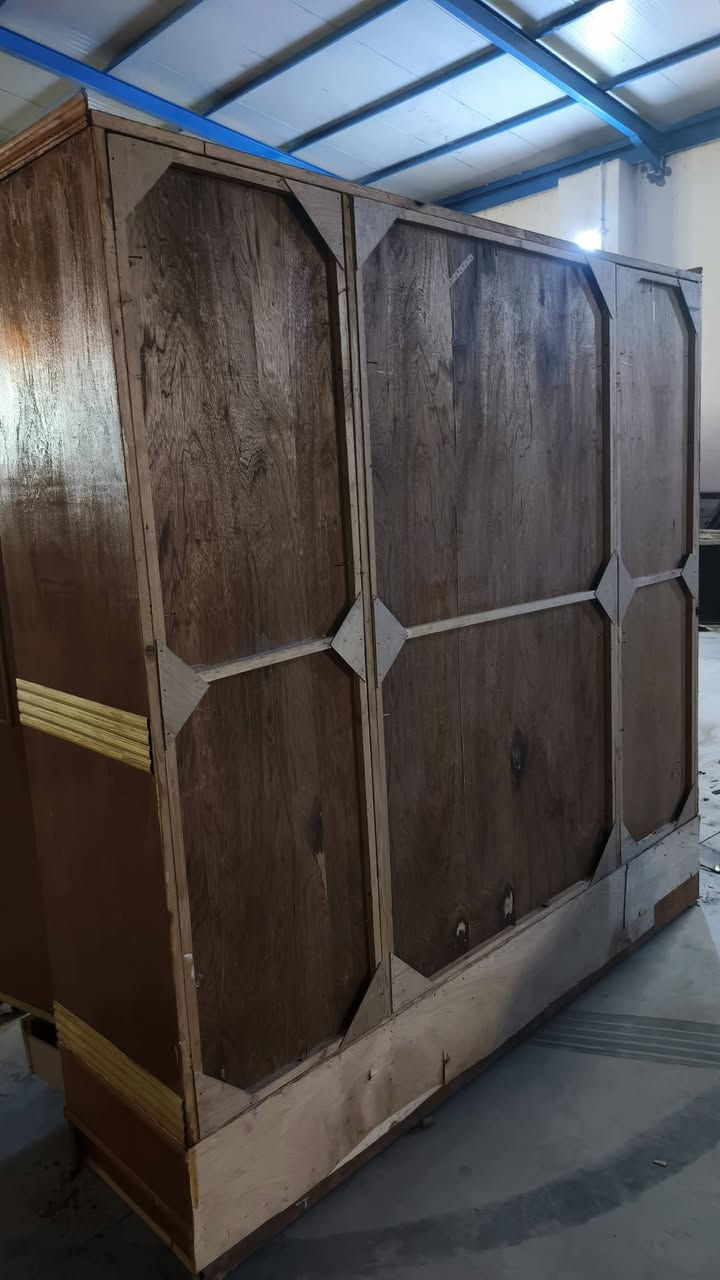 السلام عليكم كنتور 4ابواب حطاطه صاج نضيف كلش كل ضرر مابيه السعر 225وبي مجال الستفسار انتصل ***********المكان هبهب الأن
