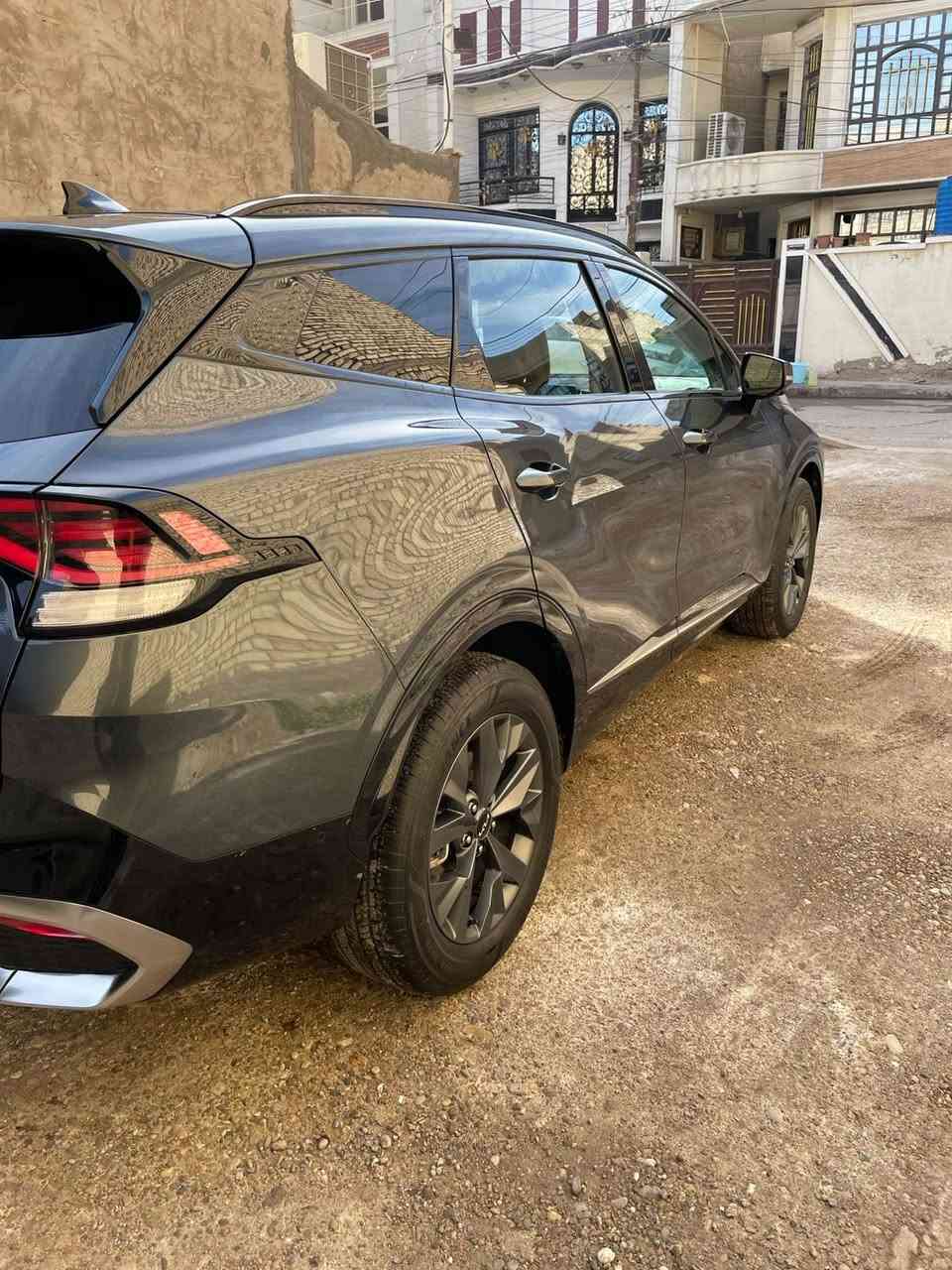 السلام عليكم احبتي سبورتج موديل 2023 هايبرد كاملة المواصفات لايوجد بها حادث فقط الدعامية الخلفية و موجودة صور الحادث في المنشور و السونار ايضا السعر 225$ 
للاستفسار اكثر الاتصال على رقم الهاتف ***********
