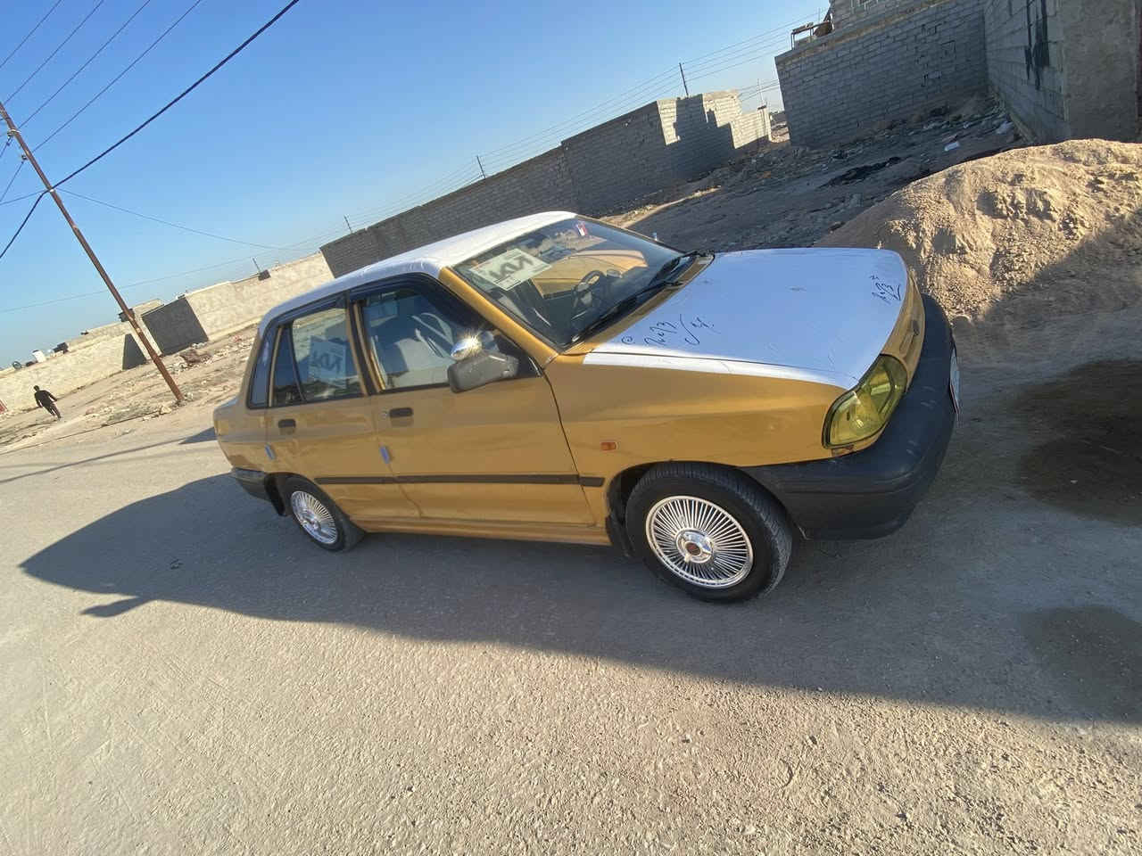 سلام عليكم سايبه ٩مكينه وكير حداديه تخم تاير كهربائيات شغاله سياره خير من الله سعر ١٥ وبيه مجال ***********مكان نجف اني مكلف بنشر يرحم والديكم
