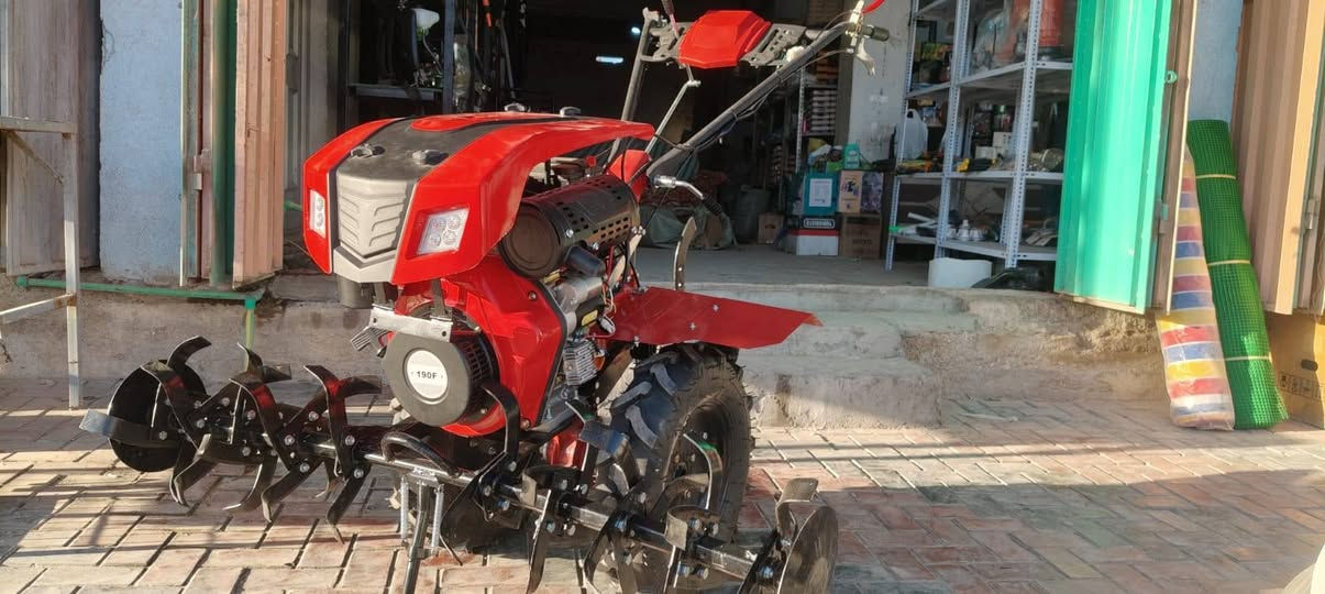 السلام عليكم 
تم وصول الرافوسه العملاقه 13 حصان الكاز إلى معرض الهضبة 

***********

كربلاء كنطرة السلام مجاور حسينية الإمام الحسين عليه السلام
