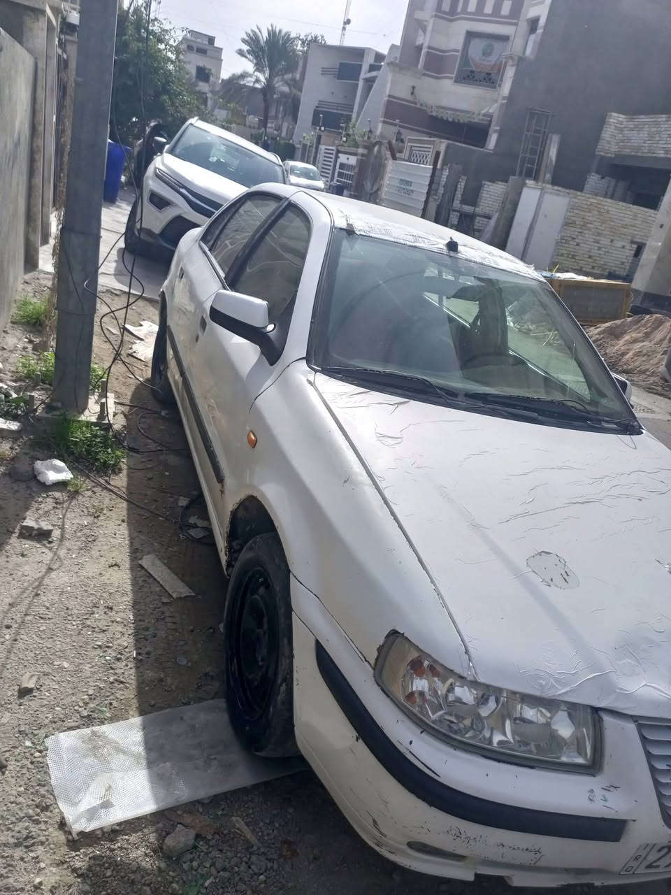 السلام عليكم ورحمة الله وبركاته
للبيع سنمد موديل 13 خصوي الون ابيض رقم انكليزي ما  مطلوبة غرامات والتحويل اشوكت ما اتريد .الضرر بيها ضربة بلجملغ الخلفي وضربة على القماره السعر 35وبيها مجال  الي مو شراي   لا يتصل  ‏‪***********‬‏
