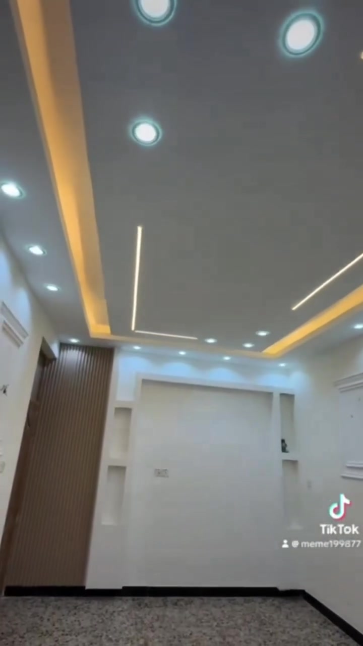 من الزبون الشغل يعجبه و يصمم مقطع الفديو

🏠 [احمد الخفاجي ] للديكور والتصميم
✨ نحول خيالك إلى واقع ملموس | تصميم وتنفيذ عالي الجودة
🛋️ جميع الديكورات الداخلية (مودرن - كلاسيك) | 🌳 واجهات خارجية (حجر - فوم تركي)
📞 للحجز والاستفسار: [***********]
📍 [بغداد/الزعفرانيه] 
“بيتك.. بلمسة فنية تعيشك
