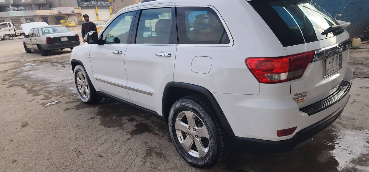 جيب لاريدو خليجي ١٣
مكفوله من الصبغ ولبارد رقم بغداد 
مكاني تكريت 
***********
