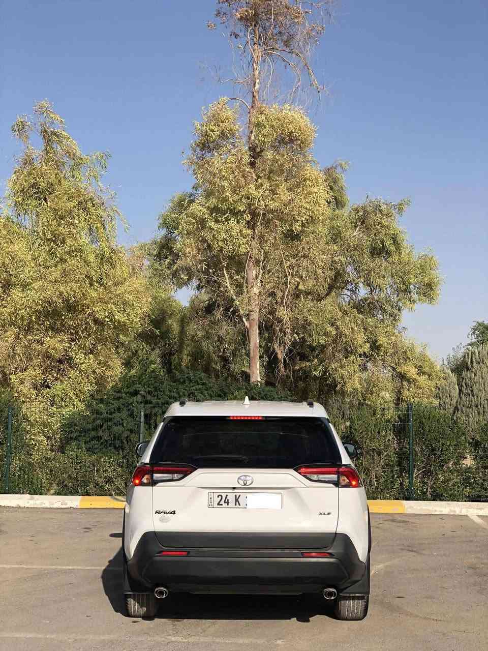 Toyoto rav4 2021 xle
 فول مواسه‌فاته‌ (ئۆتۆ هۆڵد , برێك به‌سمه‌ , به‌سمه‌ , رادار پشتو پێش , ته‌حه‌كوم ستێرن , خه‌تی جاده‌ , سێ مۆدی لێخورین , كوشن كاره‌بایی , )

گێر مه‌كینه‌ شاسی  براوه‌ به‌شه‌رت
65000 km رۆشتوو
به‌ناوی خۆمانه‌ ته‌حویل غه‌رامه‌ به‌ناوكردن به‌شه‌رته‌
پشت و پێش كه‌پسه‌ حیزام نییه‌ به‌ حیزام ده‌یفرۆشین
ژم:73 91 201 0772
ژم:13 86 475 0750 (edited)

ئـەگەر سەیارەکەت دەفرۆشیت نامە بنێرە با بلاوی کەینەوە لۆت
