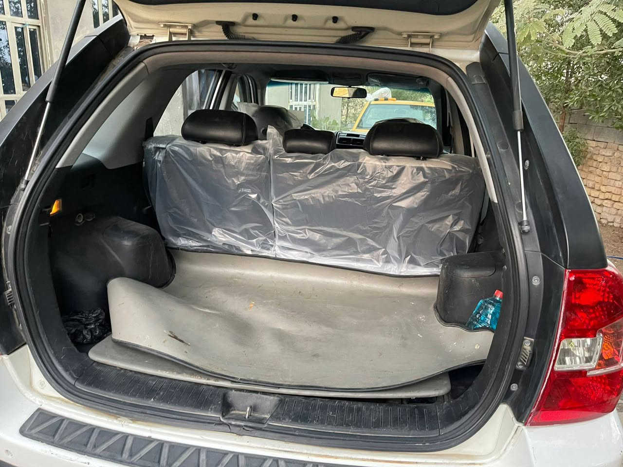 للبيع سبورتج 2009
السلام عليكم والرحمة كـيا سـبورتج للبيع رقم بغداد مشروع وطني تحويل ثاني يوم  سنوية بأسمي داخلة هزة وشادلهة لوحات جديدة  أجنبية  وبيهة 4 قطع صبغ وبيهة سونار 

لون ابيض صدفي  ✅

كير جديد ✅

محرك جديد ✅

منضومة زنون صارت علية ب 200 $✅

تخم تاير جديد ✅ 

باتري جديد ✅ 

فيت بم جديد ✅ 

تخم نوزلات جديد ✅

تخم واير بلك جديد ✅

تخم بلاكات جديد ✅

فلاتر جدد ✅ 

تبريد نقص فقط غاز ركز فقط غاز ❄️❄️

فريز + كمبريسر + راديتر كلهن جدد ✅

دوشمة كشنات جدد ✅ 

داينمو جديد ✅ 

جام كهرباء ✅ 

شاشة تاب ✅

كامرة دوارة ✅

صدر جديد✅

سماعات جدد ✅ 

كهربائيات كلهة شغالة ✅

محرك +كير مكفولات ✅

السيارة جديدة كلش وبدون أي نقص وجاهزة وفلس متصرف عليهة 

السعر 115

العنوان بغداد حي البتول
***********
