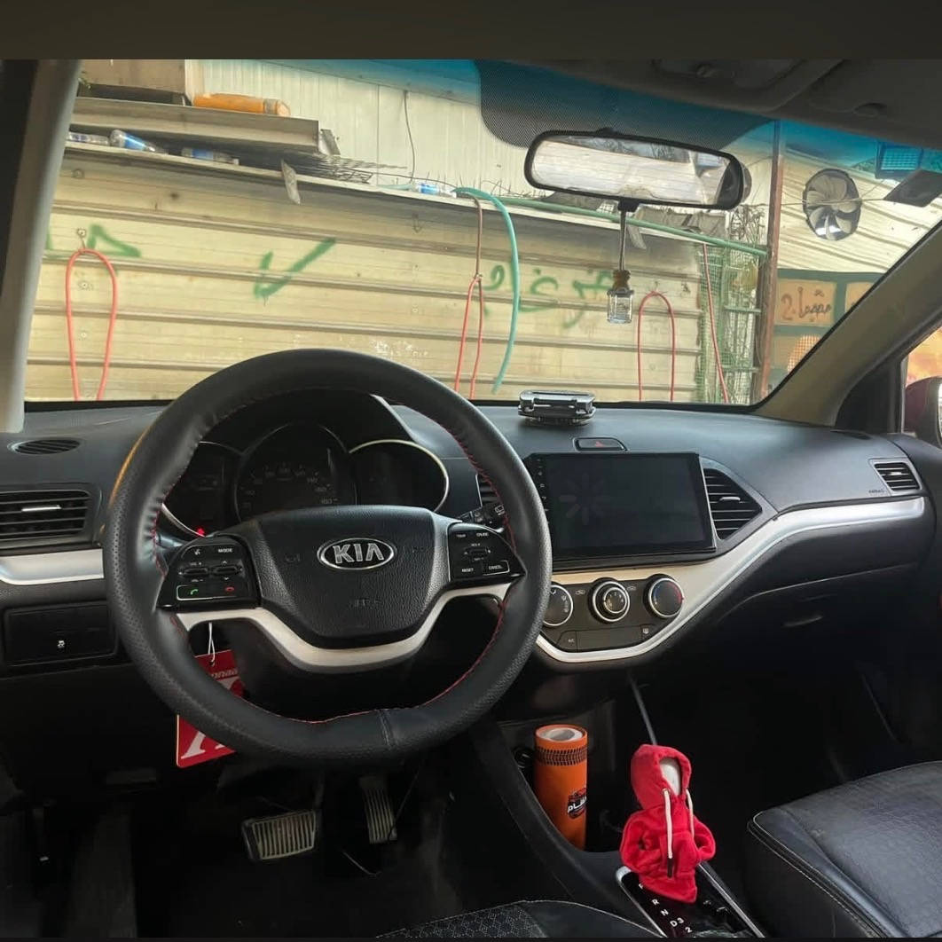 كيا بيكانتو 2016 بدون رقم ( ادوات )
السياره جديده وجاهزه وكله على وضع الشركه
متوئم رقم شمالي طبق الاصل على رقم الشاصي وسنويه ولوحات اصليه ( اكرر سنويه ولوحات اصليه ) 
المواصفات ( بصمه ، كشنات جلد ، شاشه ، كامرا ، حساسات ، رادار ، مري شفط ، تدفئة كشنات ) مكينه وكير وتبريد وكهربائيات وتايرات كله جديد . 
المكان ذي قار السعر 43
الرقم ***********
