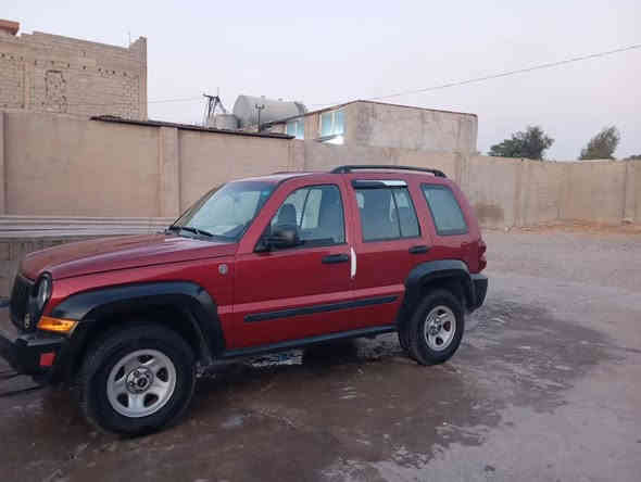 جيب لبرتي 2006 مصبوغه عام حادث من امريكا الجاملوغ الخلفي صفحة السائق رقم بغداد بسمي الكير بي مشكله السعر 55$وبيه مجال***********
