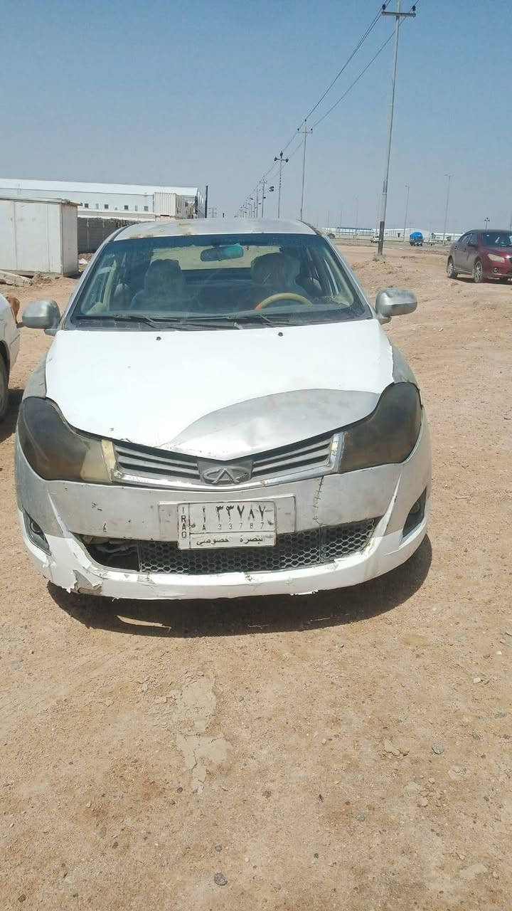 السلام عليكم سياره شيري موديل 13 سياره جير جديد تبريد شغال راعيها بالقرنه سياره حره مو اقساط راعيها بالقره ما واصل له اتعهد لك عشائر وسرقه سياره جاهزه حلوه تخم تاير فقط ماكينه قائمه تبخر مكان السياره البصره بالخصيب قفلها 11 ورقه***********
