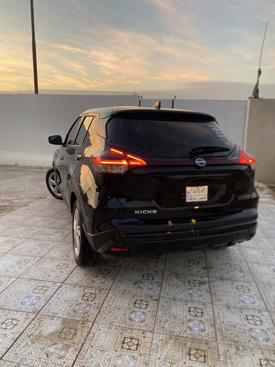 سلام عليكم نيسان كيكز موديل 2023ماشيه 29ميل فقط سياره جديده وجاهزه وارد امريكا بيه تبديل مدكر فقط وتصليخ ربع البنيد وربع الباب مثل ما بين بل صور داخله بسمي حره موصفات كشافات حساسات ماميه ورادار امامي حساسات خلفيه ورادار خلفي نقط عمياء اوتو ستوب تشغل بصمه مانع نزلاق تحديد مسار مثبت سرعه حكم صفحتين شاشه تبريد بلاد ثلج رايده ١٢٥ وبيه مجال عنوان بصره ***********
