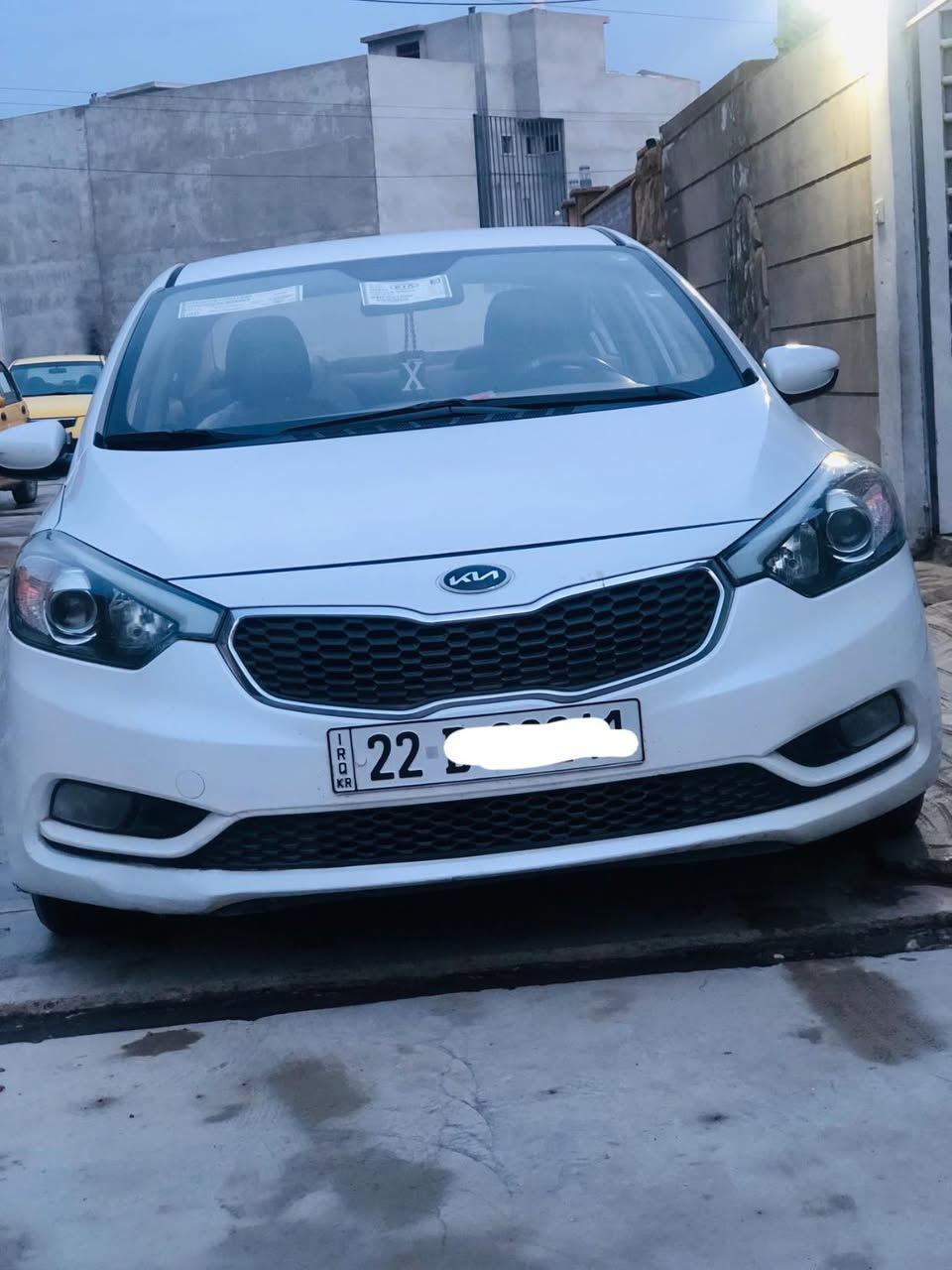 السلام عليكم 

سيراتو مديل 14  بدون ضرر فقط هلال الخلف شبر صبغ بيها ملاحضات بسيطه سياره جاهزه طخم جديد تواير جديد محرك ١٦ دوش ما مفتوح شرط لا صرف ولا نفخ رقم اربيل دولي هزه جديده شرط التحويل السعر 124 وبيها مجال 

***********
