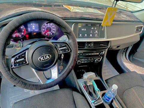 ياالله اخوان سياره اوبتمه 2019 امريكي للبيع رقم انبار مشروع وطني السونار مالهه بل منشور موجود..السعر 130 وبيهه مجال...رقم صاحب السياره...***********
