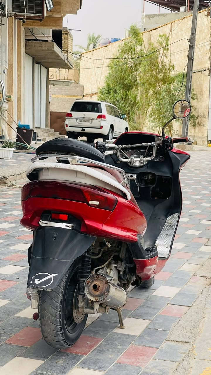 ماجسته دبل رون مستعجل ع بيعتهه 

دراجه نضيفه وحلوا مال جناي 
لا تنقيص ولا تبخير مكينه مبدل بيها كازكيت 
تايرات نضاف كفراتها نضيفه ماعوزها بس تريشه بجهة الاستاند
نگره سلف ب اي وقت يعجبك لايتات زنون عالي وناصي ورماش 
لايتاتها نهار بليل محورها كابريتر 4 گير يعني انسه عطل الكابريتر وجه بومه المرغوب ماعوزها شي الدراجه صالنصه رياضي سل ستيل طلقه ونار 
الدراجه سعرها٥٠٠ وبيها مجال مكاني كربلاء حي العباس قرب النافوره للتواصل خاص او ع اتصل ع رقمي ***********
