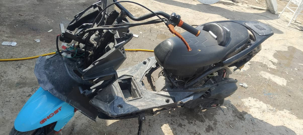 السلام عليكم دراجه للبيع سعرها 100 قفل مكانها ديوانيه ***********
