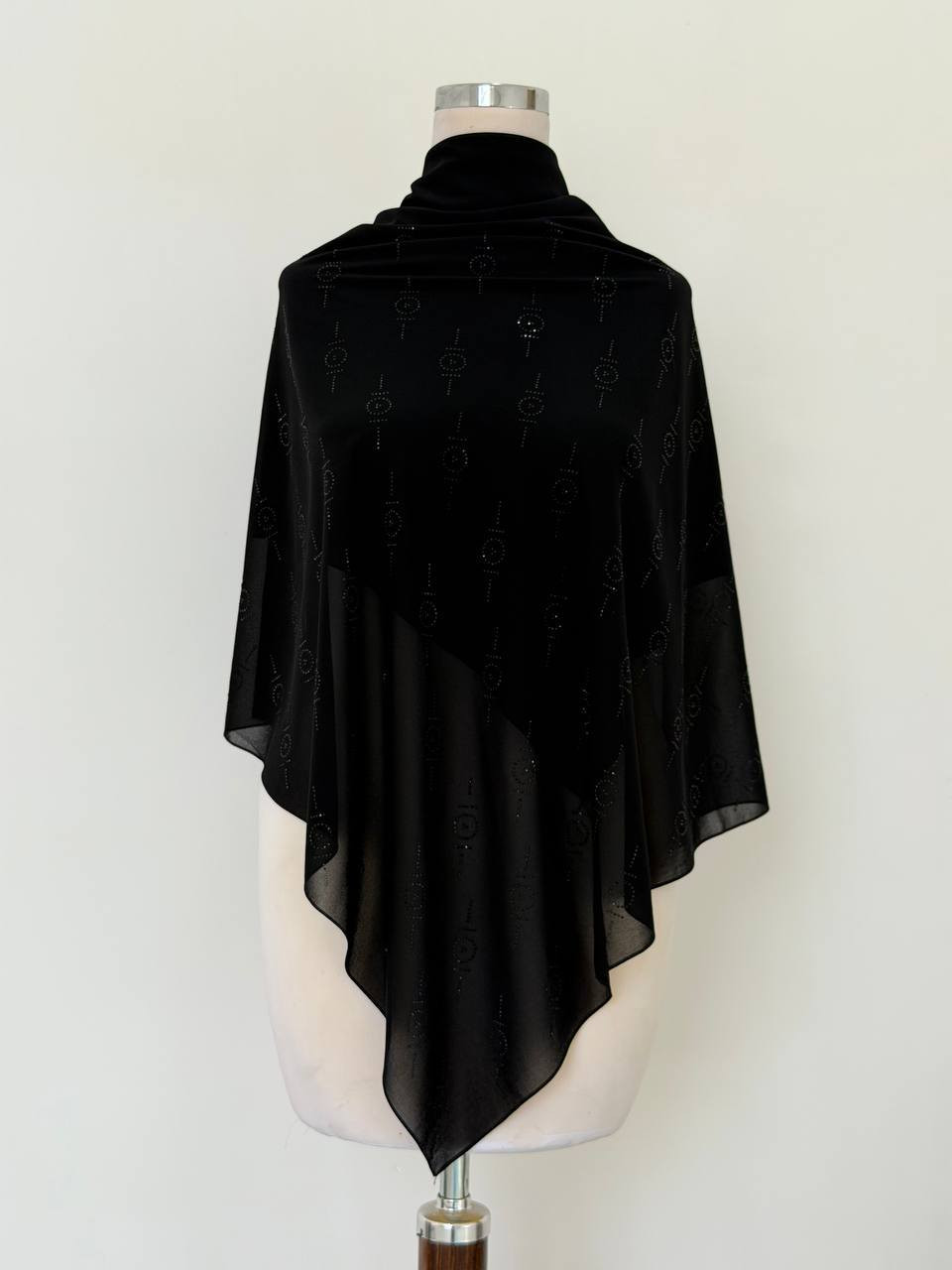 تميزي بلمسة مِـن الاناقة مع ربطات الخافير 🎀🖤"
قياس 110cm ✨.

الدرزن بـ 60  الف


**إذا كنت صاحب هذا الإعلان وتريد حذفه لأي سبب، رجاءا أرسل رسالة إلى الدعم الفني**