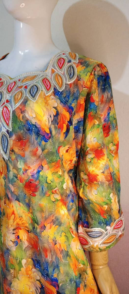 دشداشة صيفية رمضانية حسب طلب الزبونة💙

#خياطة #خياطتي #رمضان #دشاديش #خياطة_نسائية #خياط #توصيل_كل_المحافظات


**إذا كنت صاحب هذا الإعلان وتريد حذفه لأي سبب، رجاءا أرسل رسالة إلى الدعم الفني**