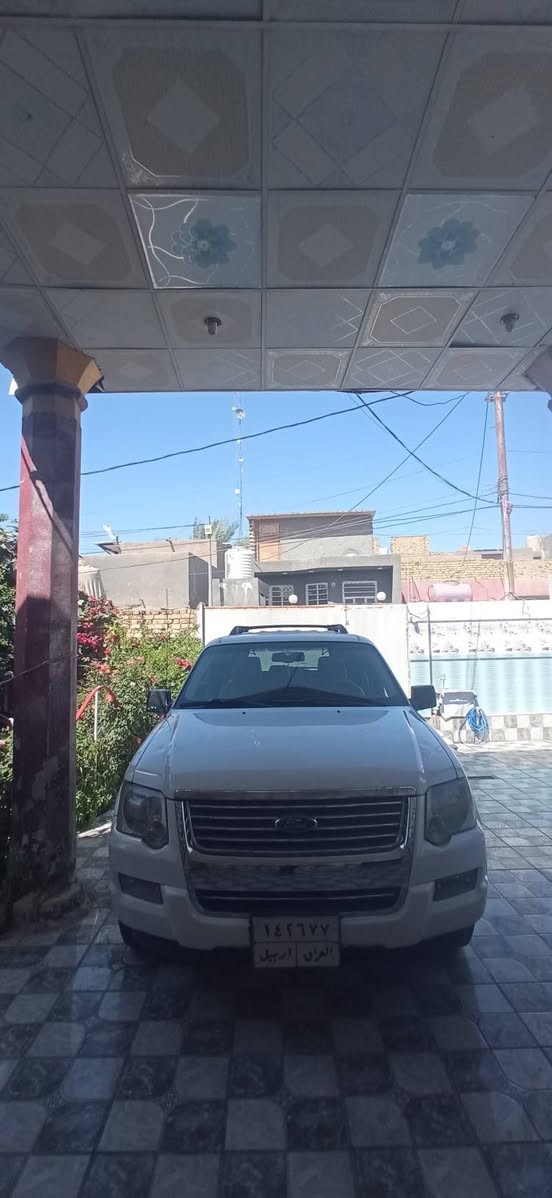 السلام وعليكم ورحمه الله وبركاته خوان اكسبلور موديل ٢٠٠٧ شمالي محرك وكير توني شدهن بيها قطعتين صبغ بنيد وباب السايق خليجي *********** سامرء موجوده السياره حاليآ 80 وبيها مجال
