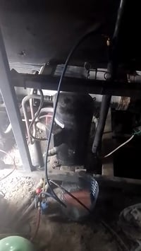 نصب وصيانة  كافة أجهزة تبريد مركزي  وجلرات   وغرفه تجميد ومخازن مبرد 0...