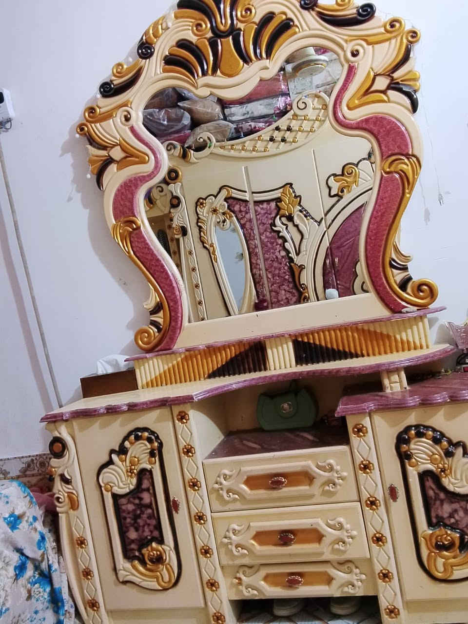 غرفه اخشاب للبيع ام سته. نضيفه نفس لبصورة سعرمليون وبيه مجال مكان غراف


**إذا كنت صاحب هذا الإعلان وتريد حذفه لأي سبب، رجاءا أرسل رسالة إلى الدعم الفني**