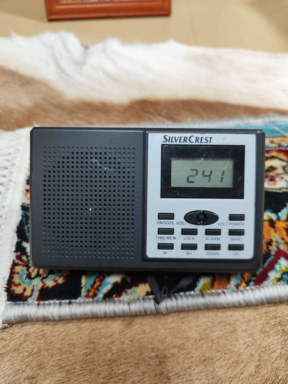 راديو صغير باحث نضيف موجتين 
سلفر كرست صناعه المانيه سعره 15 اكو توصيل جميع المحافظات العراقيه


**إذا كنت صاحب هذا الإعلان وتريد حذفه لأي سبب، رجاءا أرسل رسالة إلى الدعم الفني**