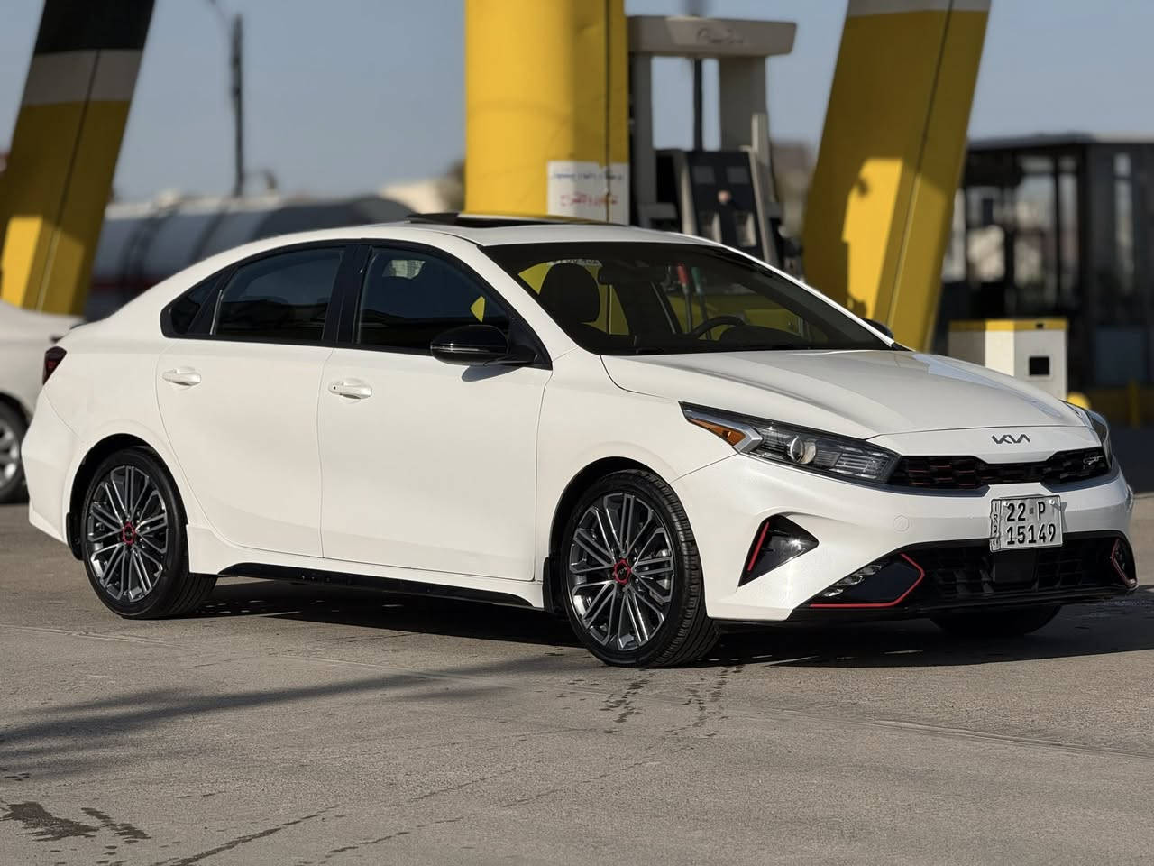 فورتي جي تي 2023🇨🇦
🇨🇦KIA FORTE 2023White
موديل :2023🤍
المحرك : 16توربو 
الحالة : 4 قطع صبغ 
بدون دواخل ايرباك برده فقط
العداد :37 الف ميل
المواصفات:GTفول1؛1   
‏رادار امامي 
كشن حار بارد ♨️❄️
ستيرن هيتر ♨️
كشن خلفي هيتر 
‏ثلاث أنظمة قيادة
كشن جلد 
كشن كهربائي 
سلايت بصمه 
شحن وايرلس 
لايتات زينون 3عدسات
سقف اسود 🖤

السعر : 143$ 
مرقم اربيل

📞☎️
***********
