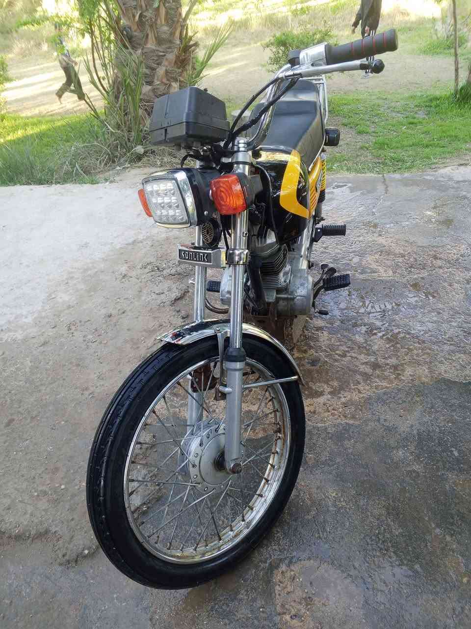 سلام عليكم شباب دراجه اربعه كير 
مديل 14 اوراق الدراجه مثل ما شوف بعينك مكاني كربلاء طوريج ***********
