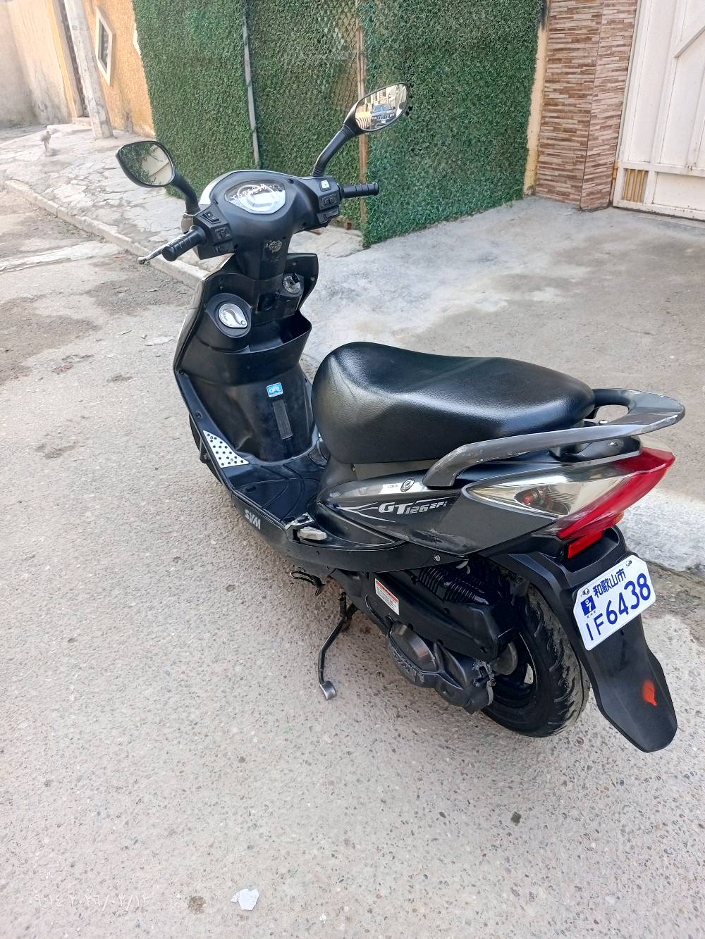 سلام عليكم دراجة سيام جي تي للبيع مال رمبه ماشيه 31الف عداد الكتروني جنطة كهرباء السعر 800 وبيه مجال 