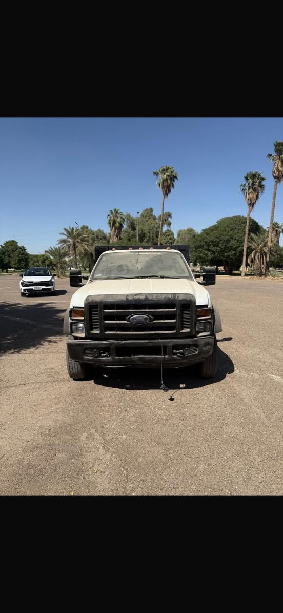 سلام عليكم سياره فورد F550 موديل السياره2008 السياره جديده عوزهه بس غسل داخل نضيفه كشر نضيفه السياره مصبوغه عام للجمالية  مال مزاد  تخم تايرات جدد انطيك وكاله ام باركود كامله معامله بس تروح ترقم  سياره مخزنه  ما ماشيه بل عراق  محرك سليم باتري جديد ادمه للمحرك  كفاله محرك وكير   سياره جديده   السعر خاص الاستفسار رقم ***********
