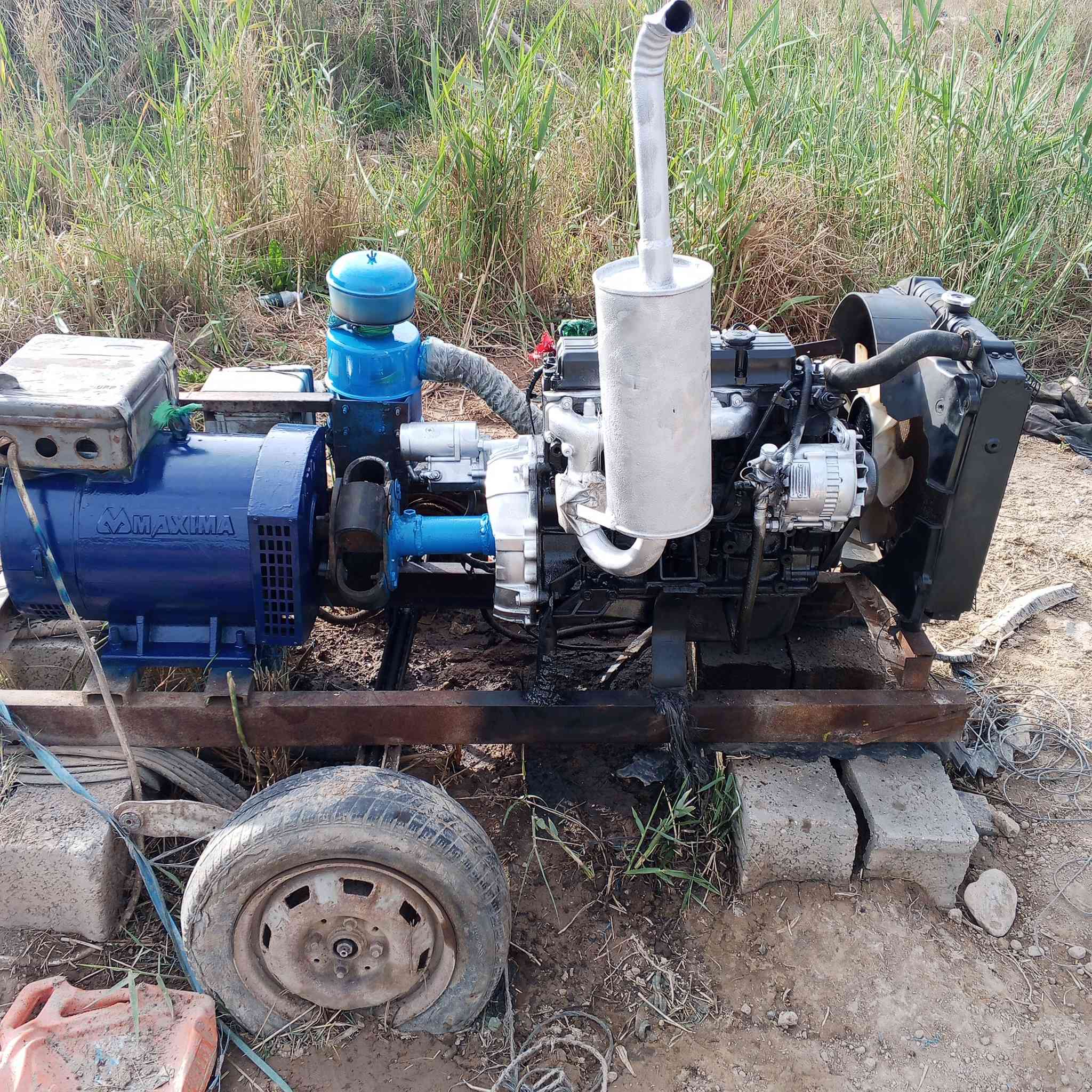 اللهم صل على محمد وال محمد مولد كية27001 للبيع مال بيت شغال  السعر 14 ورقة وبي مجال الاتصال ***********
