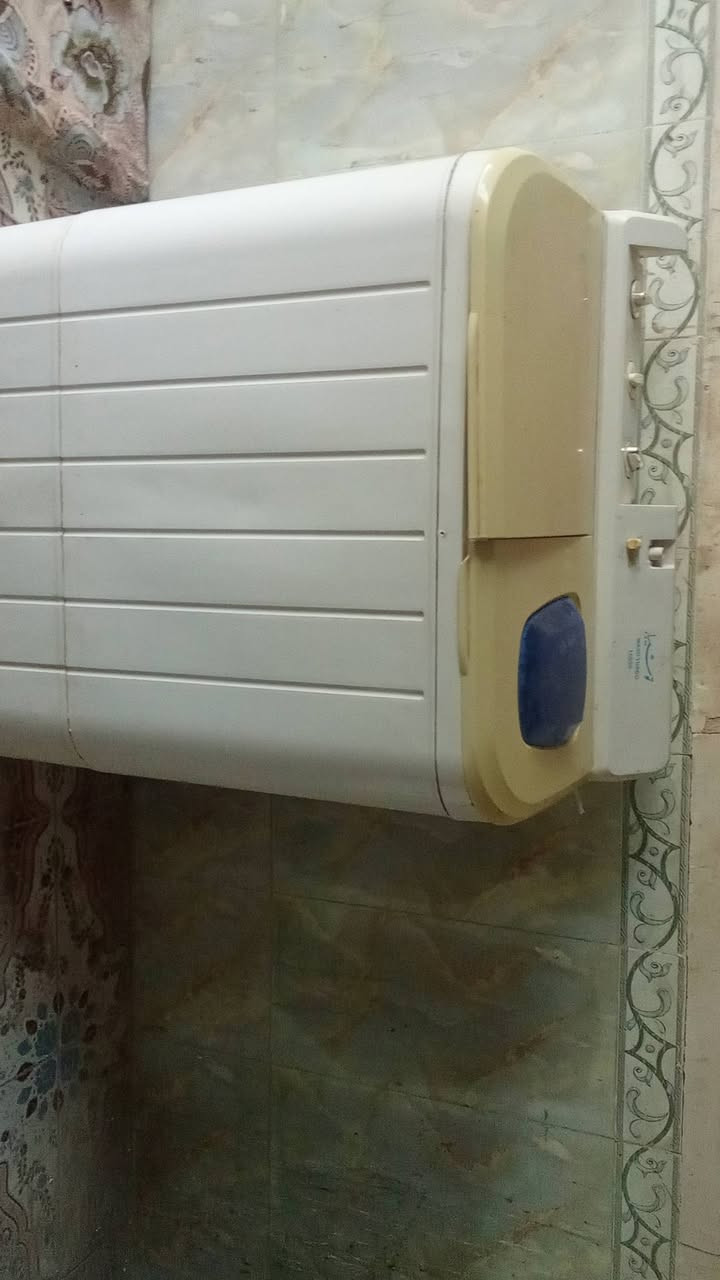 غسالات ثنين للبيع شرط كلشي شغال بيهم وفول شغل وشرط اصليات اتصل وتدلل ***********
