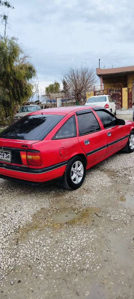 ئۆپڵـ مەکنە 16مەکنەو گێڕ بەشەرت تەقەوڕەقەی بەشەرت چوار تایەی تازەبۆ بەستراوە دەعموو لێدراوی نیە گەرم لایت فڵچە هەمی ئیش ئەکات سەیارەکەزۆر پاکەو ماڵی دۆسە شوێن هەڵە بجەی تازە نرخ 11گەڵا قفڵی بۆ پەی وەندی  ***********
