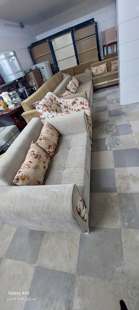 تخم 18نفر حطاطه درجه اولى للبيع وبسعر 350 الف الاستفسار الاتصال ع*********** شارع سالم خلف شركه كورك قرب دائره الكهرباء
